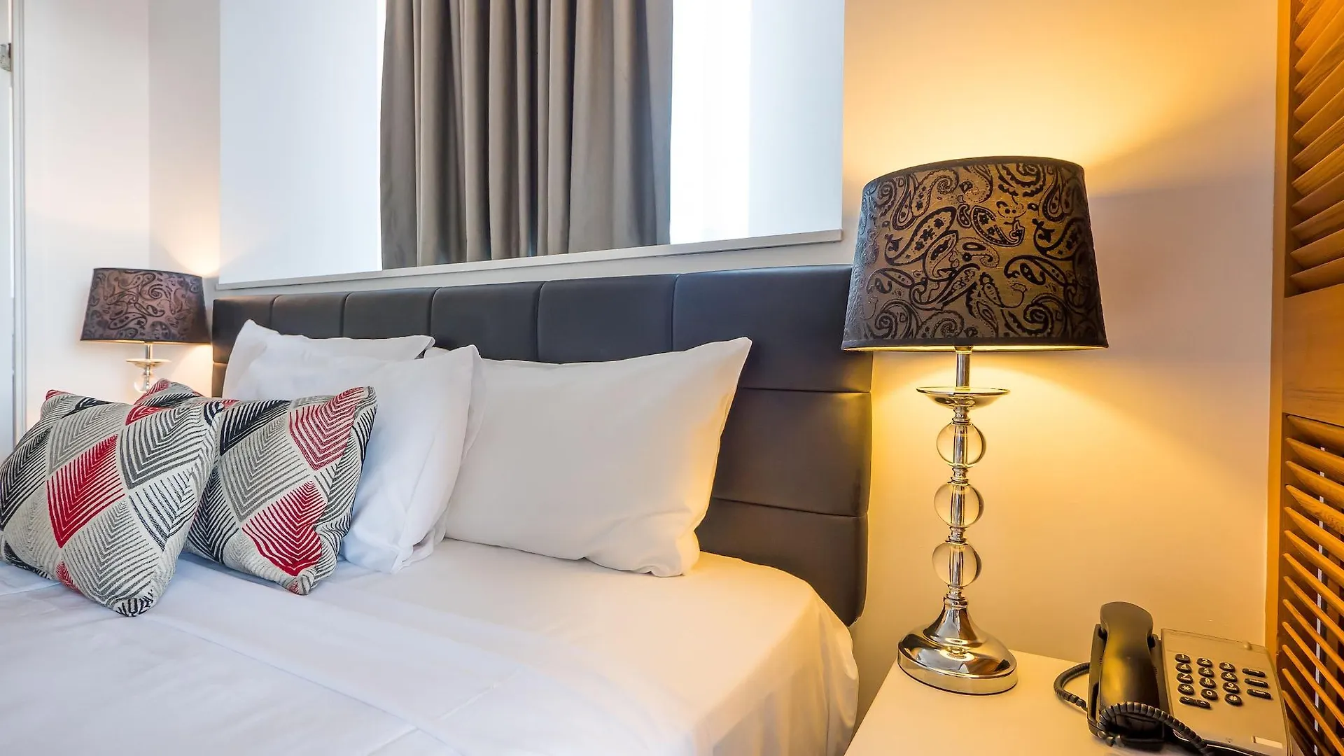Broadbeach Savannah Resort
