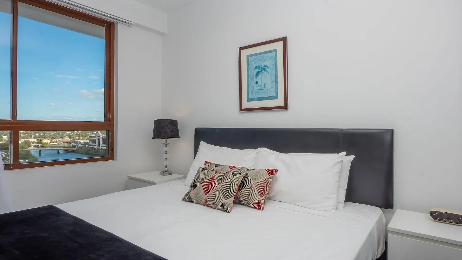 Broadbeach Savannah Resort
