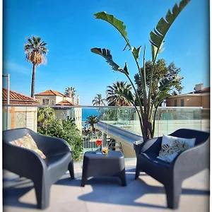 https://le-vallaya-suites-spa.fr-provencehotel.com