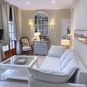 https://sevilla-center-seville.es-andalucia.com