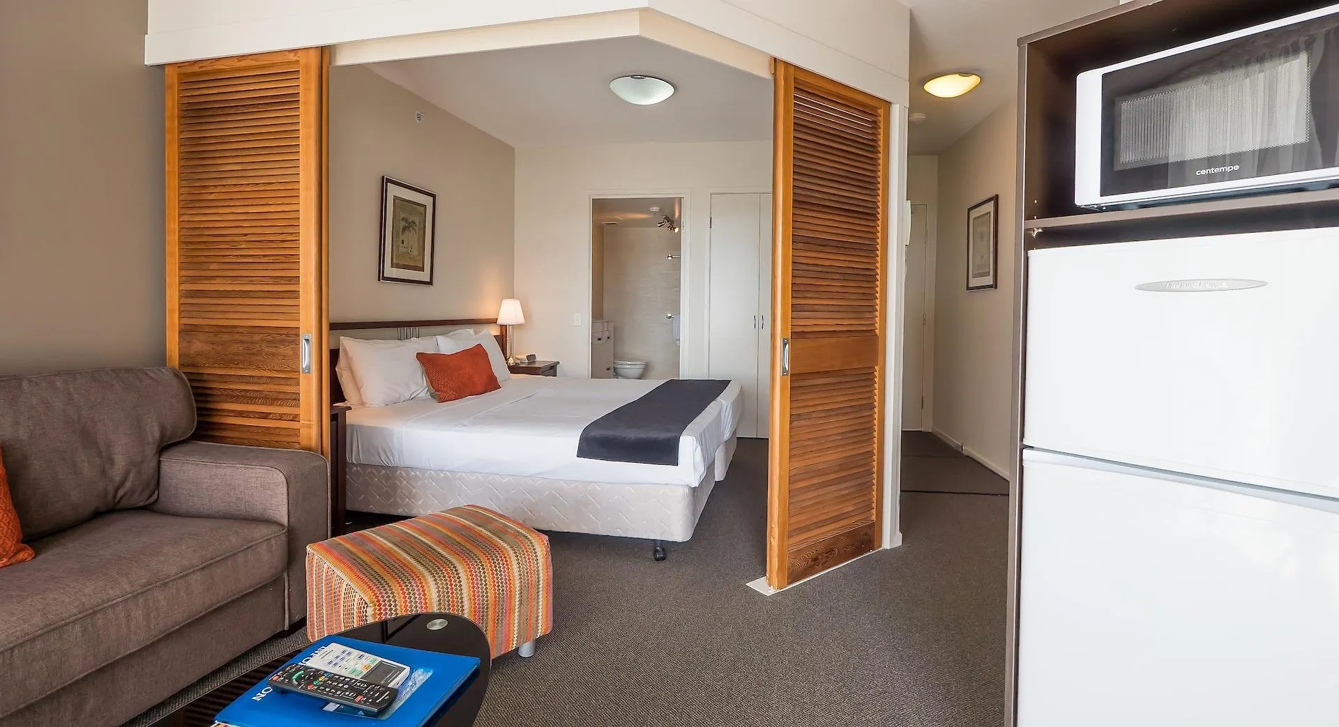 ****  Broadbeach Savannah Resort Australien