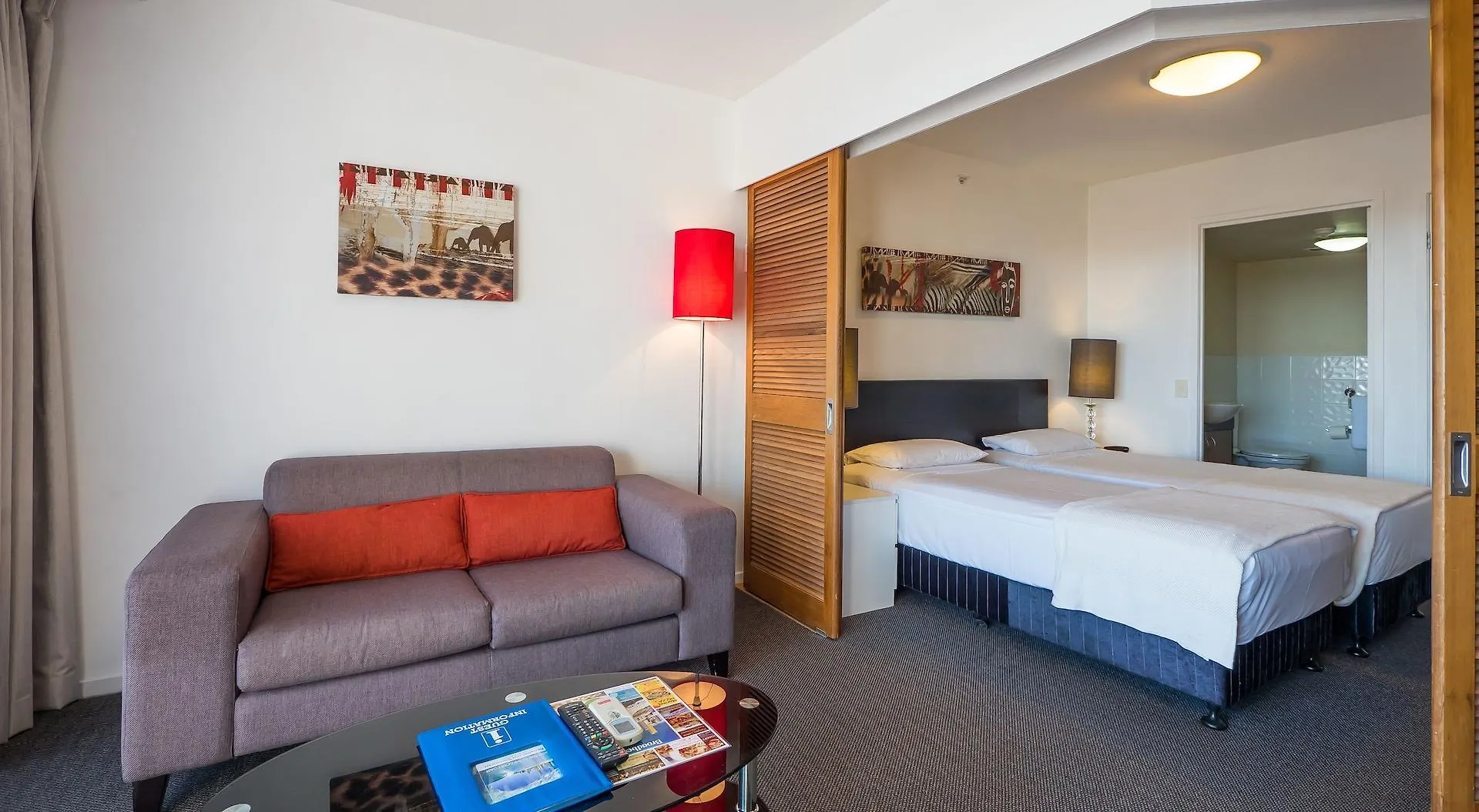 Broadbeach Savannah Resort Australien
