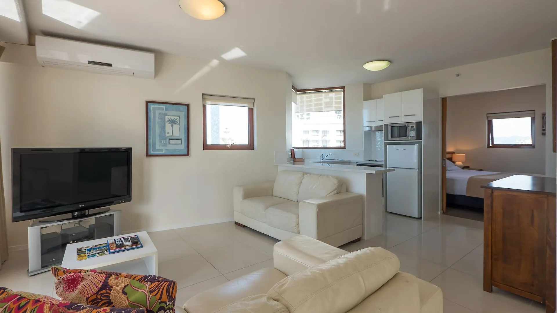 Broadbeach Savannah Resort